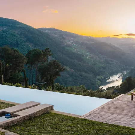Javardo - Family House - Douro Penha Longa Exterior photo
