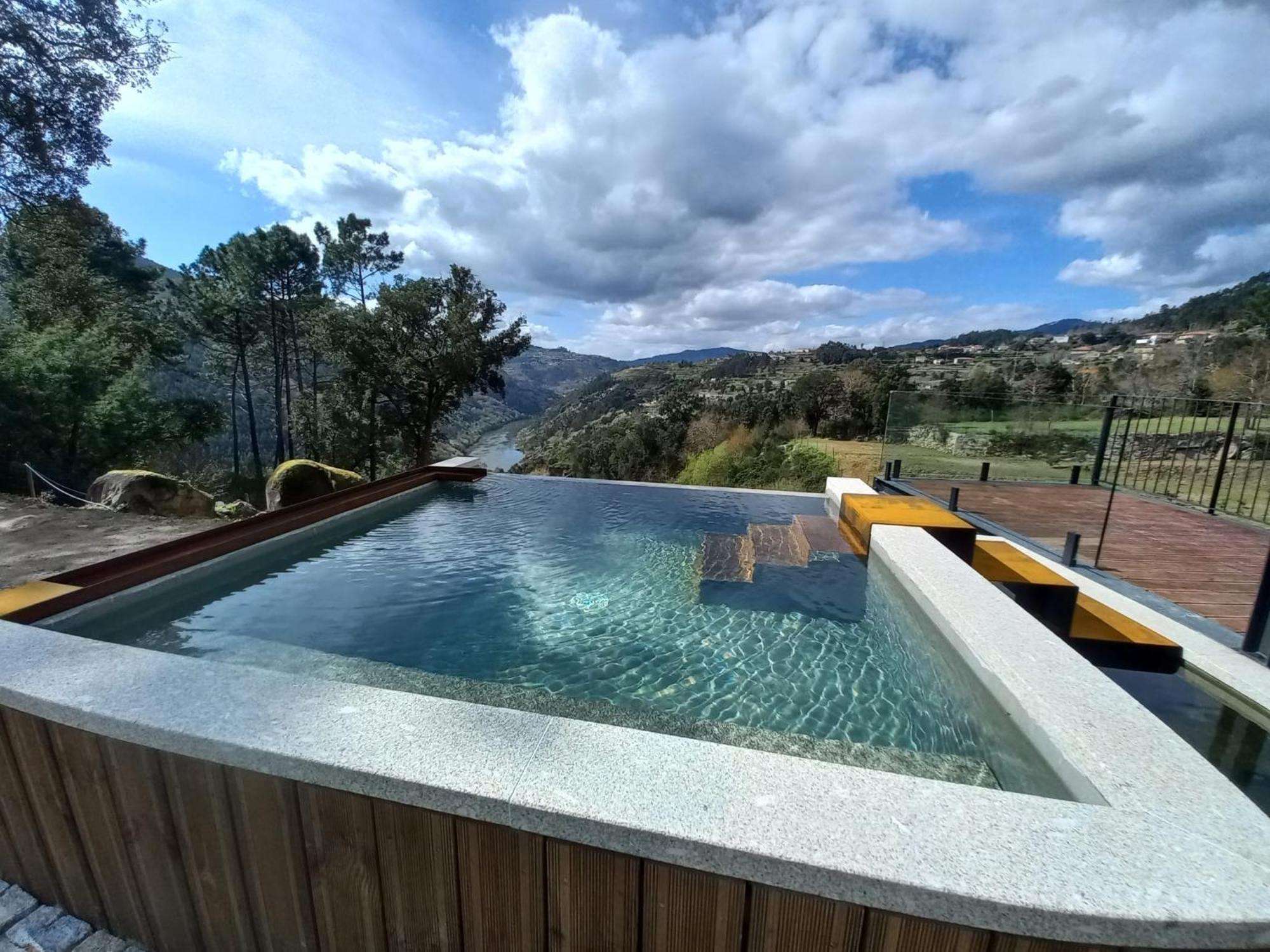 Javardo - Family House - Douro